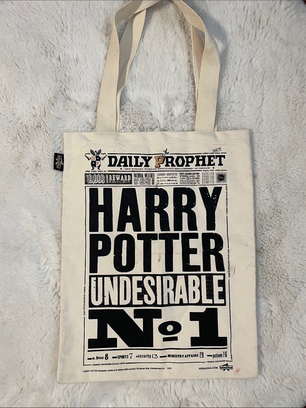 Warner Bros. Cream and Black Harry Potter 'Undesirable No 1' Tote